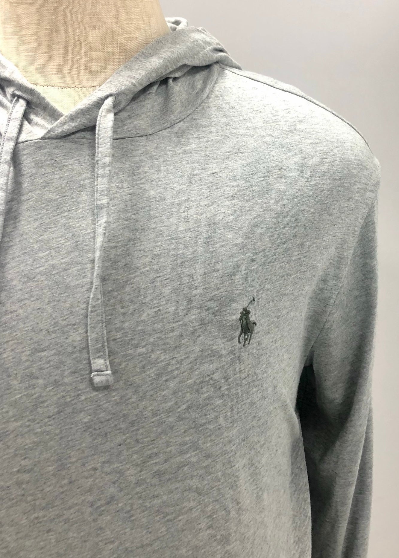 Sueter Jersey con capucha Polo Ralph Lauren 🏇🏼 color gira claro Talla L