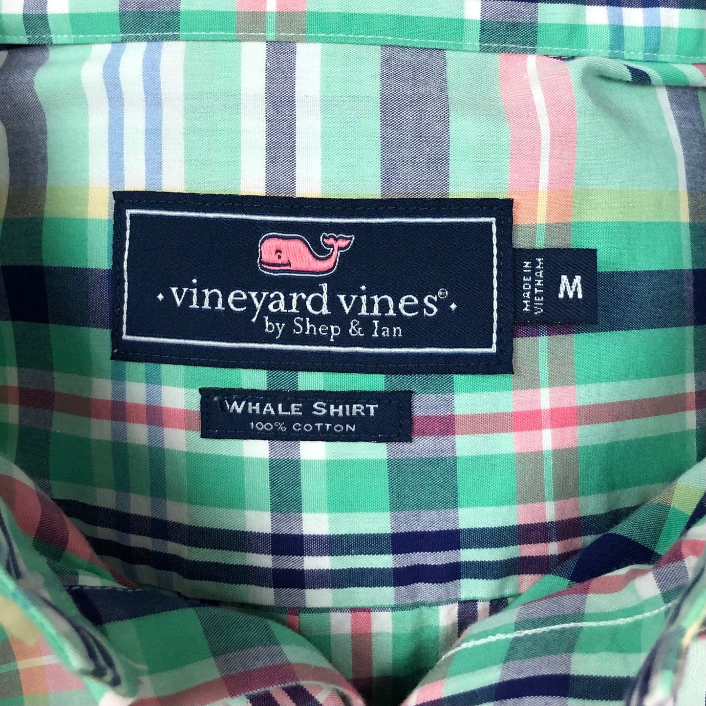 Camisa de botones Vineyard Vines 🐳 con patrón de cuadros en color verde, rosado, azul y blanco Talla M Entalle Regular