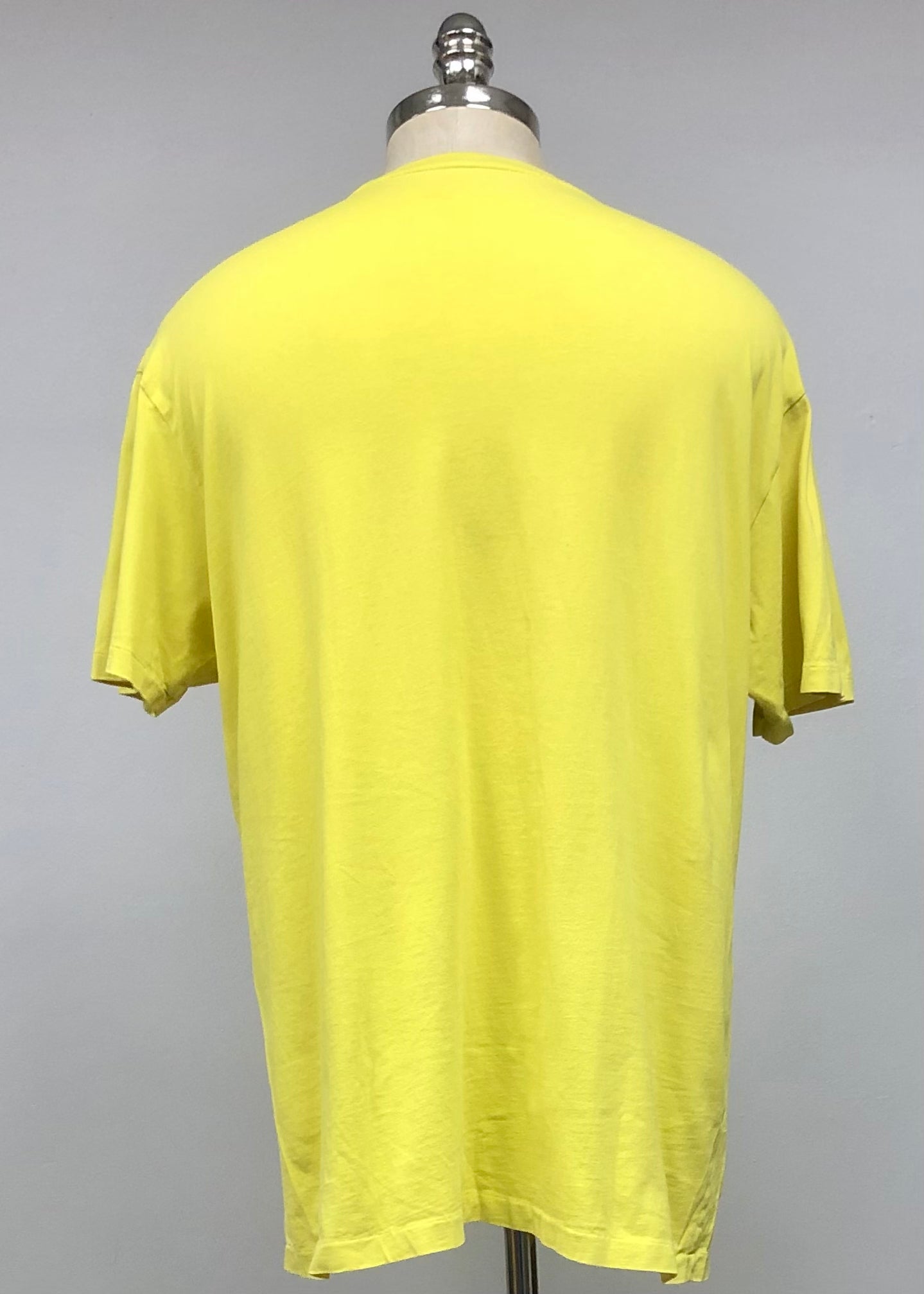 Camiseta cuello redondo Polo Ralph Lauren 🏇🏼 color amarillo intenso y diseño con bolsillo Talla L