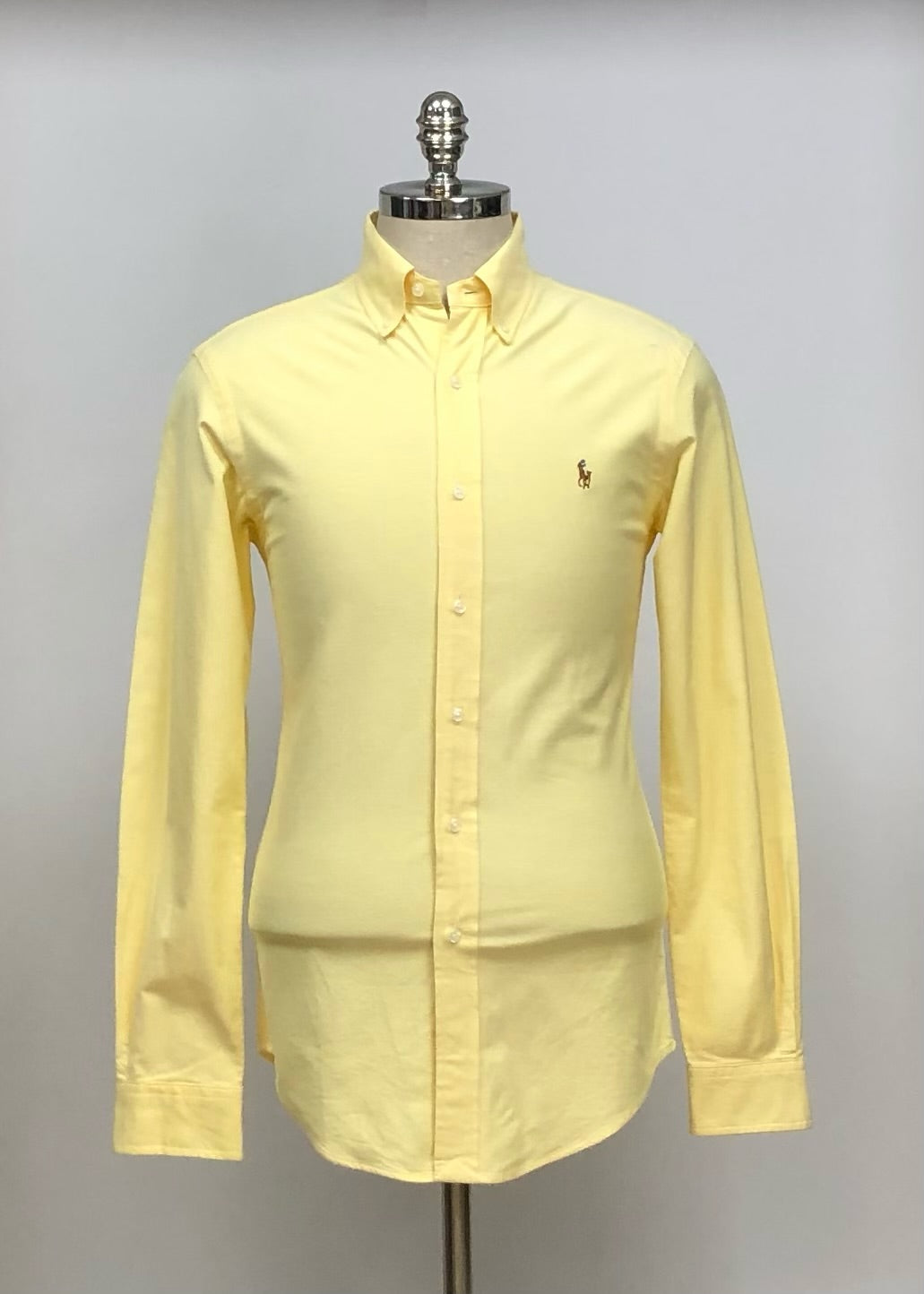 Camisa de botones Polo Ralph Lauren 🏇🏼 Oxford en color amarillo claro Talla S Entalle Slim Fit