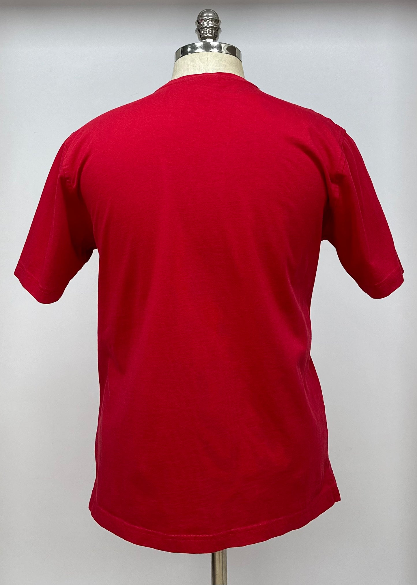 Camiseta cuello redondo Brooks Brothers 🐑 color rojo y logo celeste Talla Large