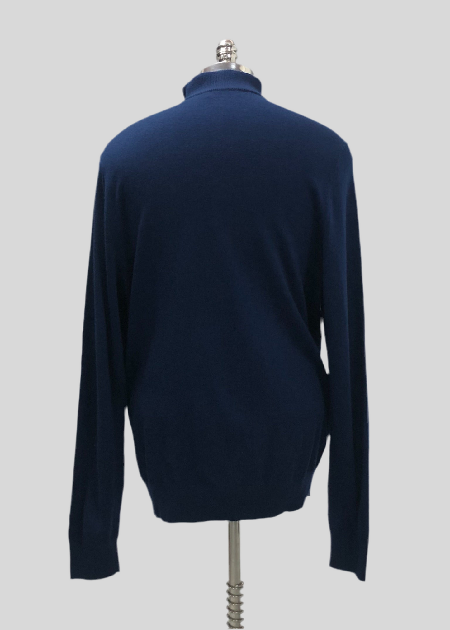 Sueter Jersey Polo Ralph Lauren 🏇🏼 color azul oscuro con logo en blanco Talla L (ver descripción)