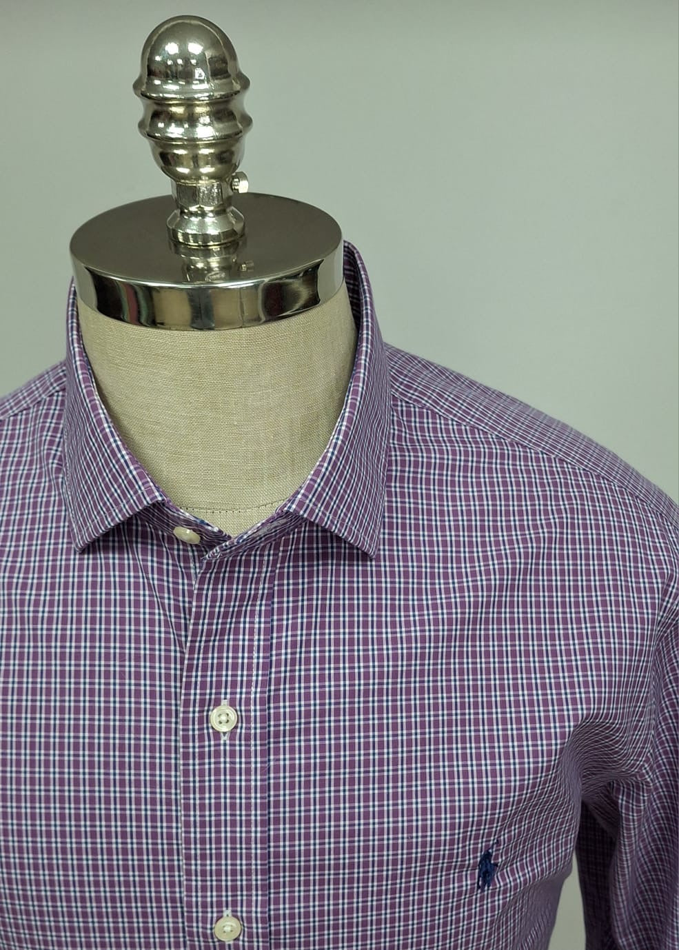 Camisa Polo Ralph Lauren 🏇🏼 color blanco con cuadros morado y azul Talla XL Entalle Slim Fit