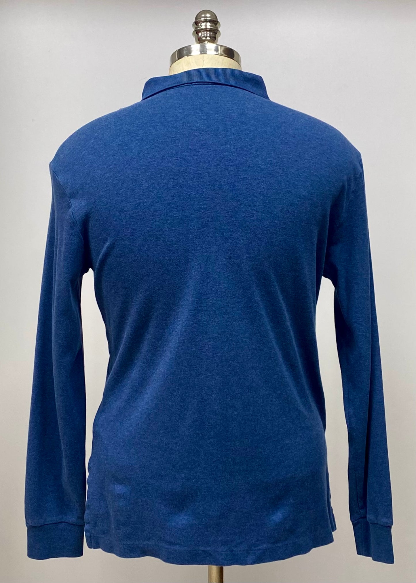 Camiseta Polo Ralph Lauren 🏇🏼 color azul grisáceo manga large Talla M Entalle Regular