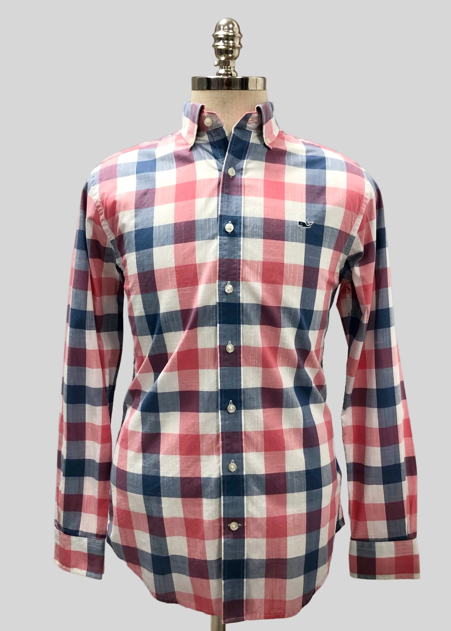Camisa de botones Vineyard Vines 🐳 de cuadros en color rojo, azul y blanco Talla M Entalle Slim Fit