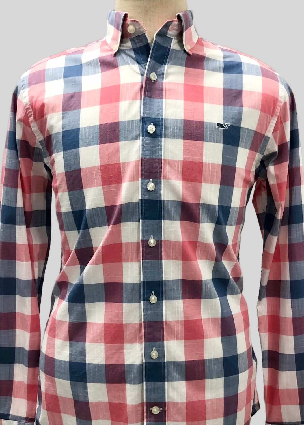 Camisa de botones Vineyard Vines 🐳 de cuadros en color rojo, azul y blanco Talla M Entalle Slim Fit