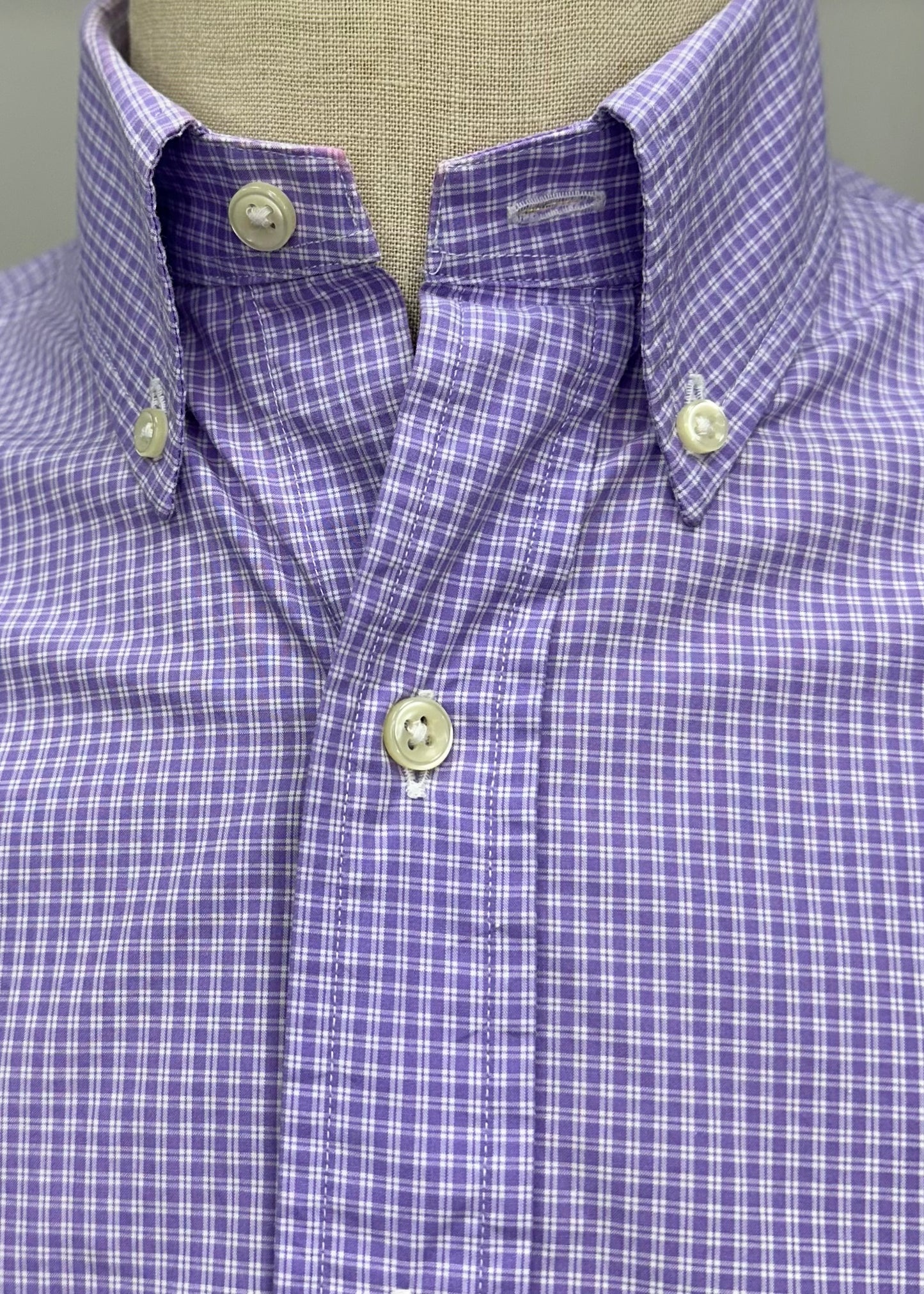 Camisa Polo Ralph Lauren 🏇🏼 con patron de cuadros dinos morado y blanco Talla S Entalle Regular (ver descripción)