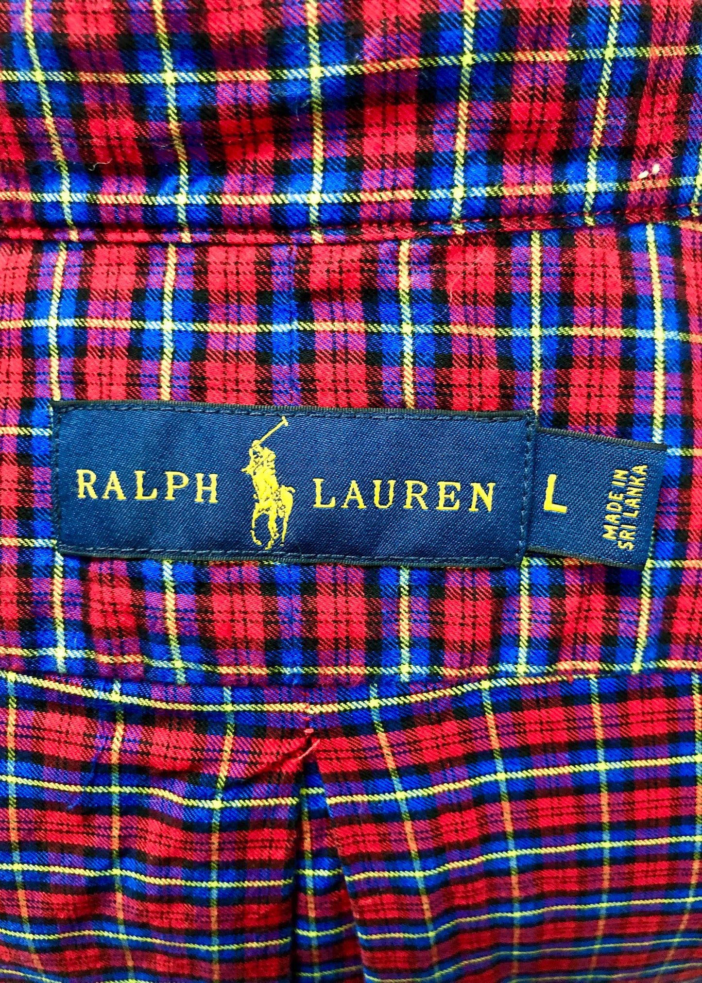 Camisa Polo Ralph Lauren 🏇🏼 color rojo con patron de cuadros azul y amarillo Talla L Entalle Regular