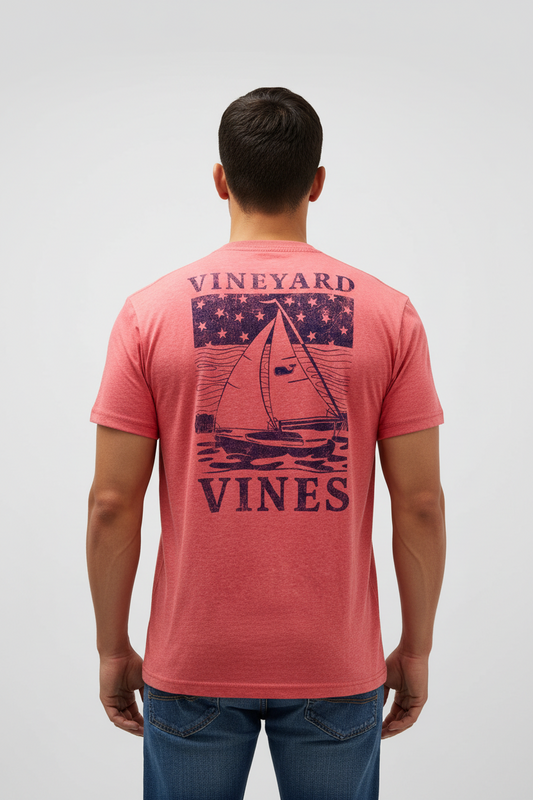 Camiseta cuello redondo Vineyard Vines 🐳 color rosado magenta con diseño de velero Talla M