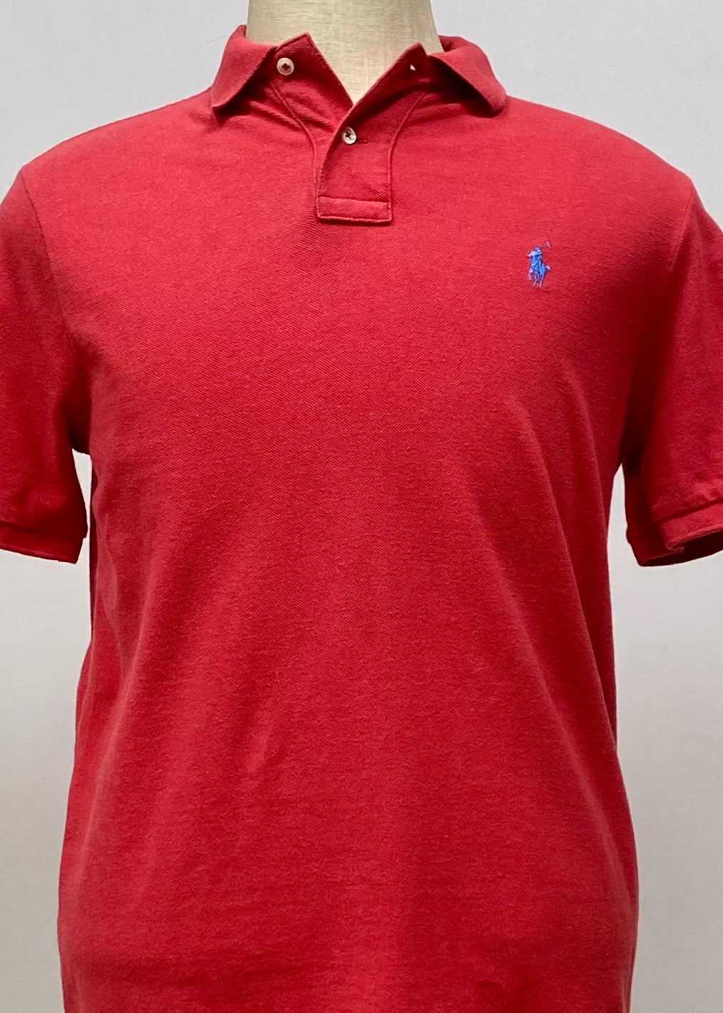 Camiseta Polo Ralph Lauren 🏇🏼color rosado magenta Talla M Entalle Regular