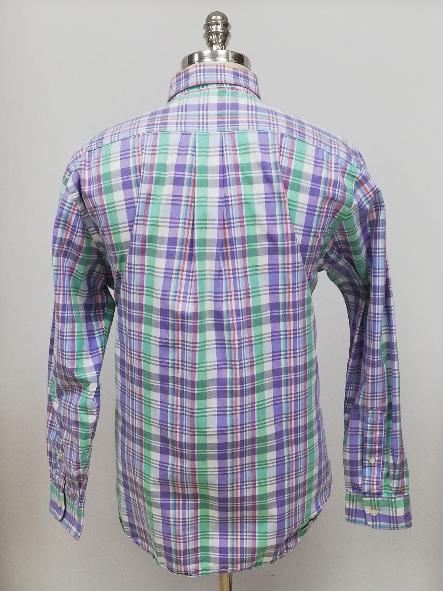 Camisa de botones Vineyard Vines 🐳 de cuadros en color morado, verde y blanco Talla L Entalle Slim Fit (ver descripción)