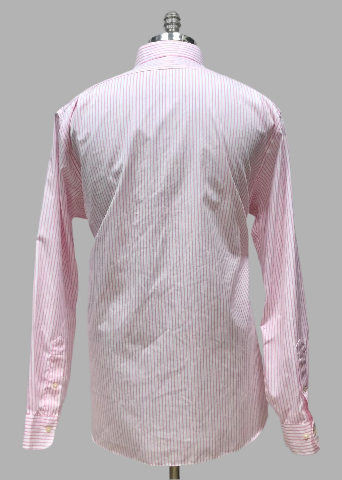 Camisa Polo Ralph Lauren 🏇🏼 color blanco con patron de rayas finas en color rosado Talla XL Entalle Regular