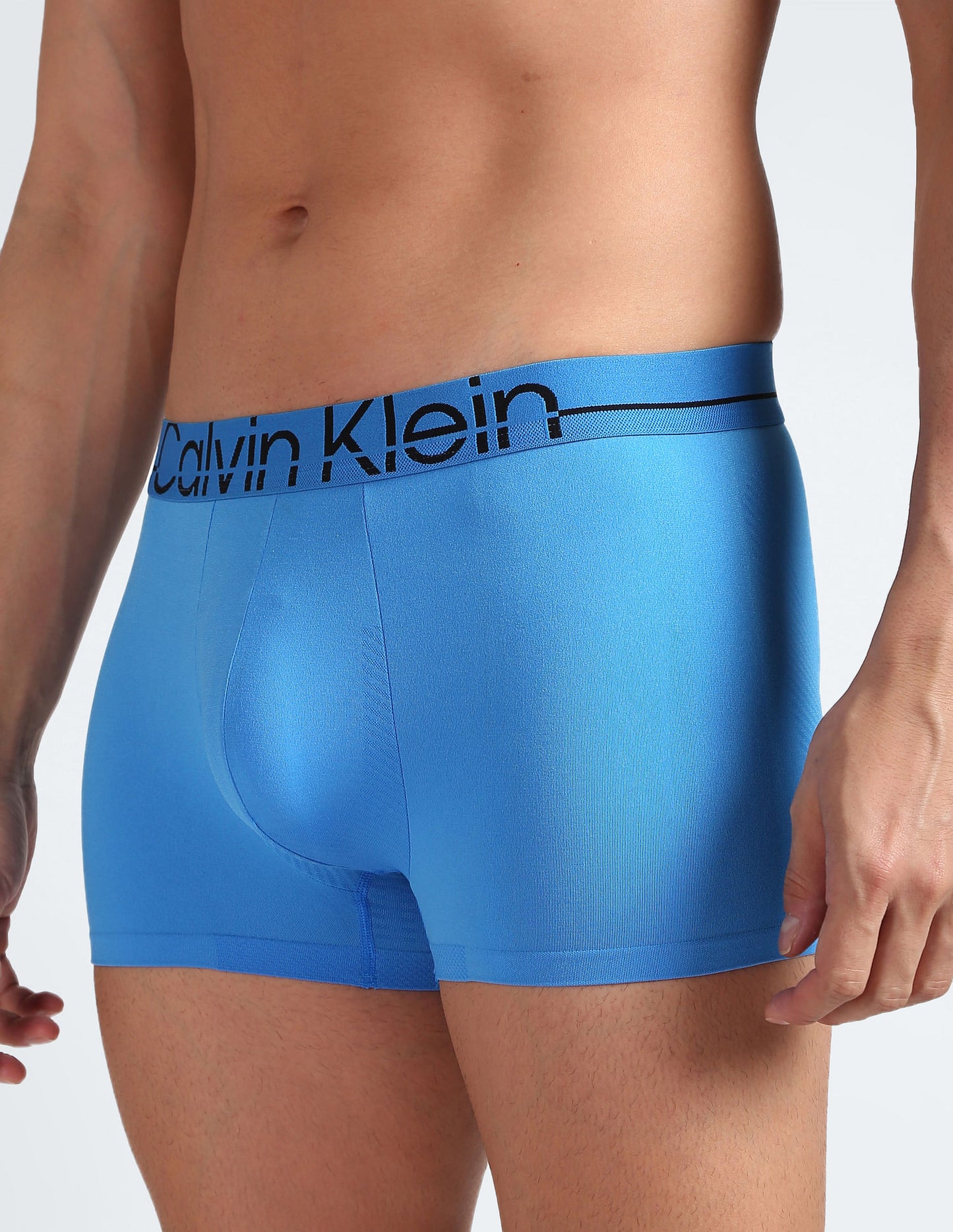 Paquete de 3 Calzoncillos tipo Boxer Calvin Klein de Microfibra - Cooling Technology en Talla XL