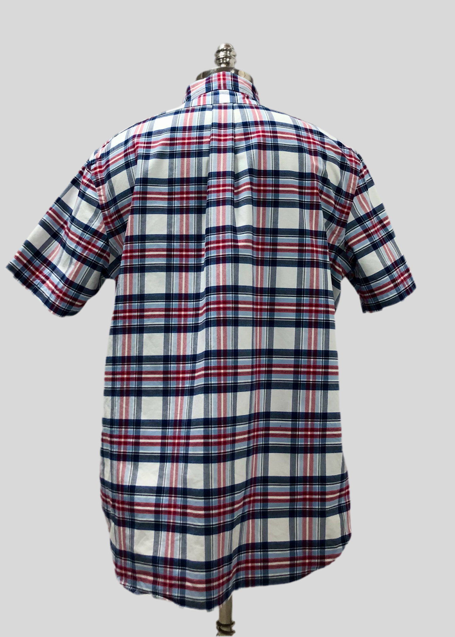 Camisa Polo Ralph Lauren 🏇🏼 Color blanco con patron de cuadros tartán azul y rojo Talla 4XL Entalle Regular