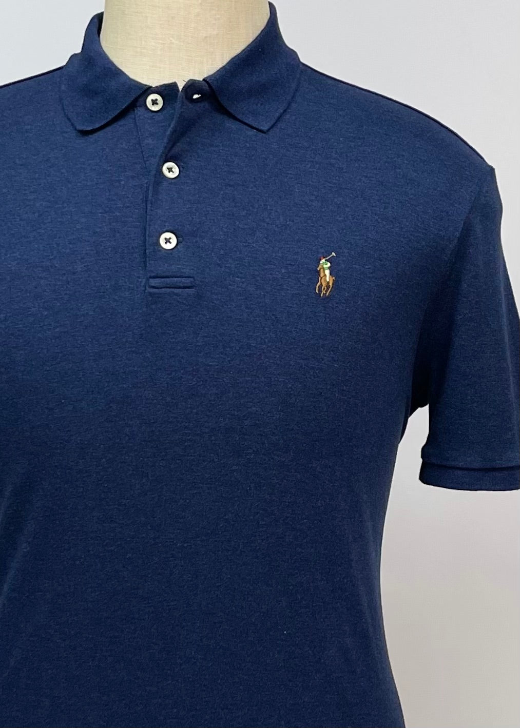 Camiseta Polo Ralph Lauren 🏇🏼 color azul oscuro Talla M Entalle Clásico