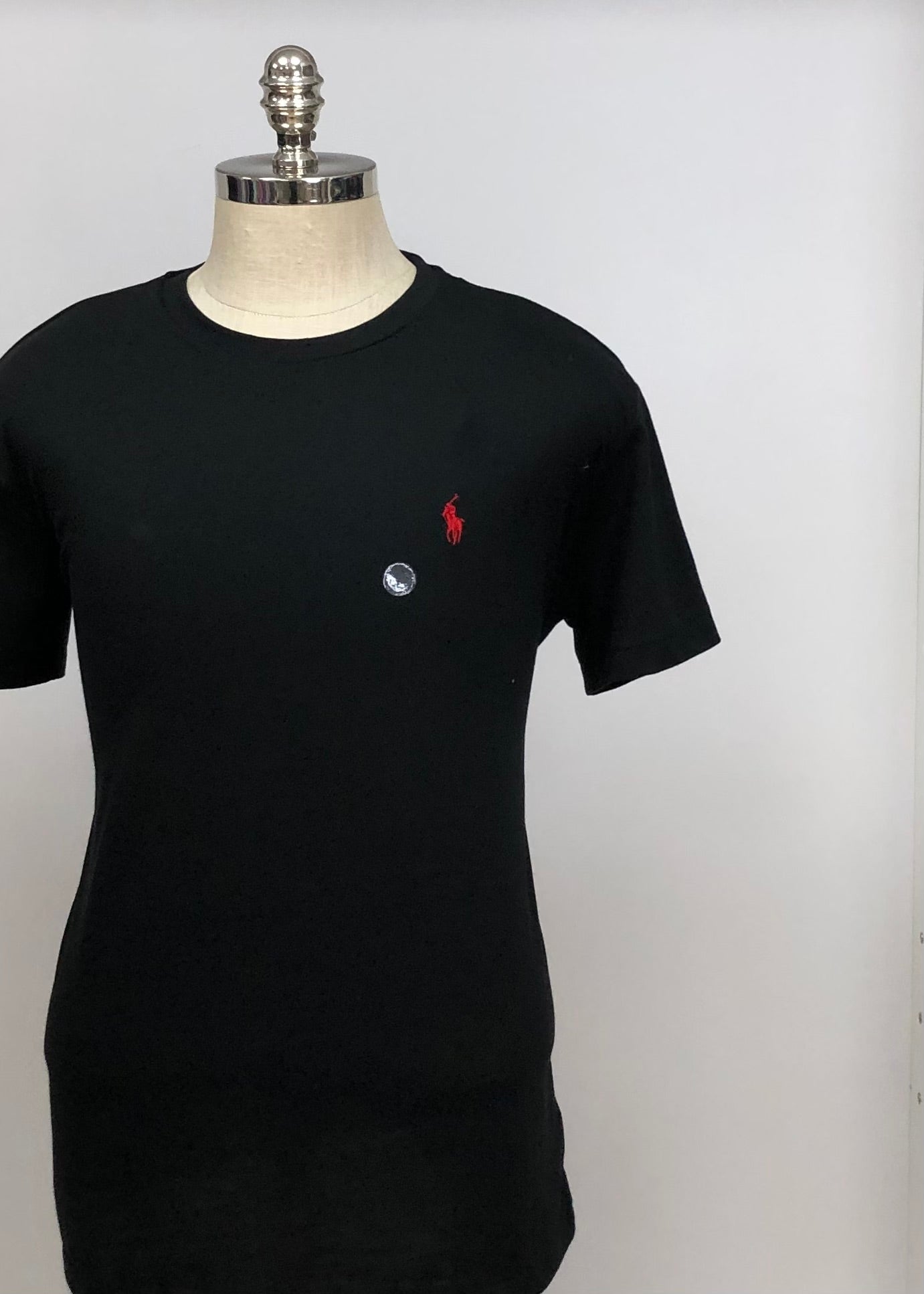 Camiseta cuello redondo Polo Ralph Lauren 🏇🏼 color negro Talla L Entalle Clásico