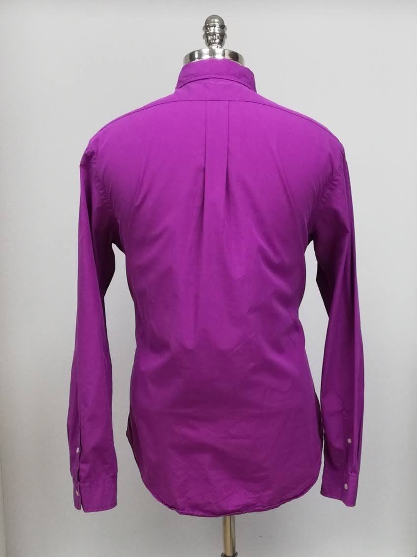 Camisa de botones Polo Ralph Lauren 🏇🏼 color morado intenso Talla L Entalle Regular