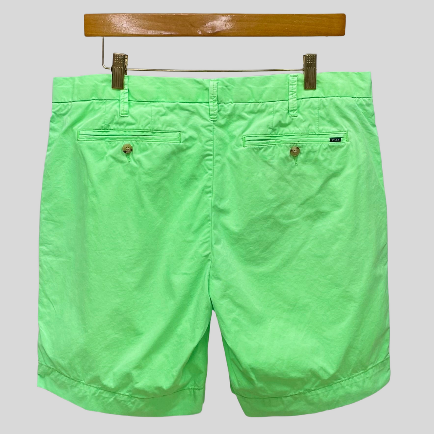 Short Casual Polo Ralph Lauren 🏇 color verde neón talla 34