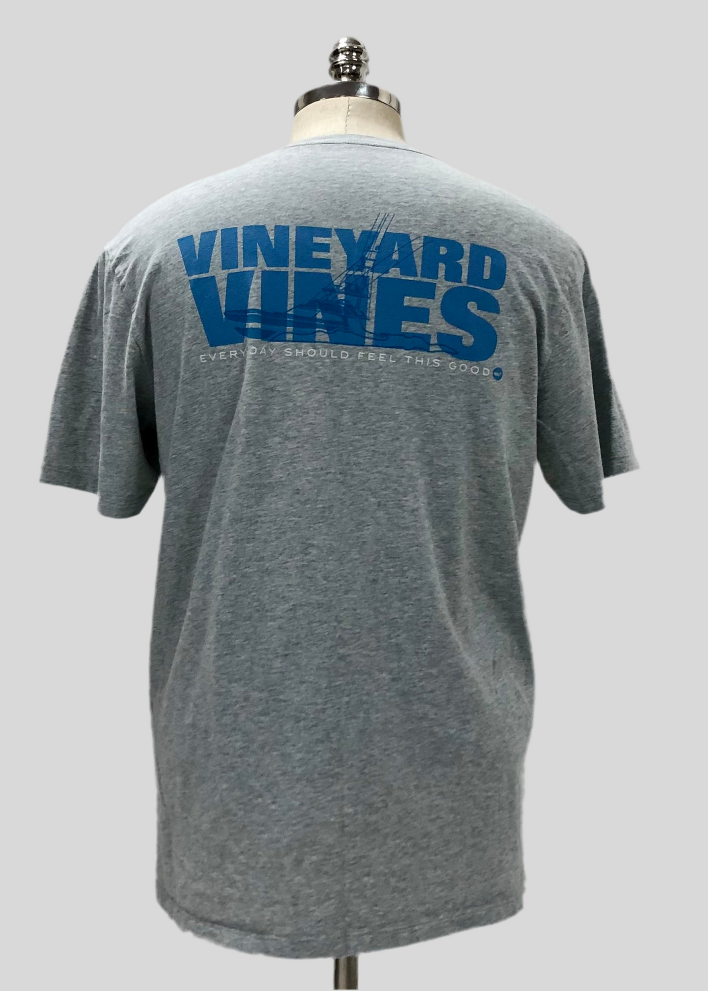 Camiseta de bolsillo Vineyard Vines 🐳 color gris con Diseño de Logo en azul Talla M