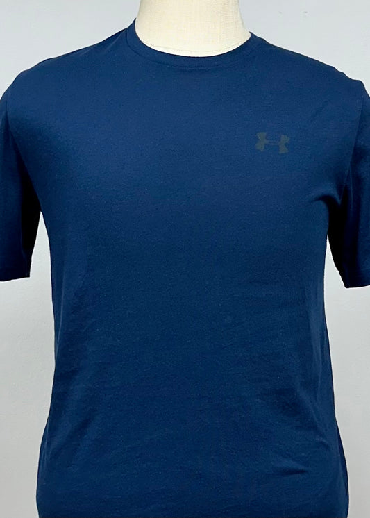 Camiseta de entrenamiento cuello redondo Under Armour 🏋🏽 color azul oscuro manga corta Talla M