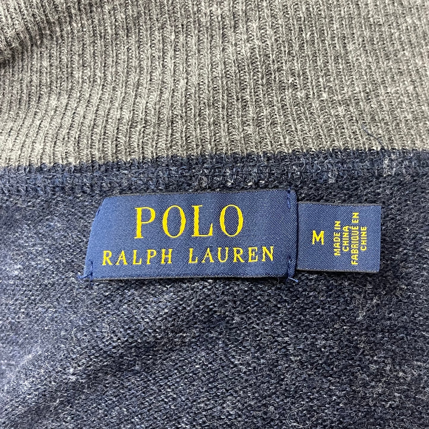 Sueter Jersey Polo Ralph Lauren 🏇🏼 color azul oscuro con logo gris claro Talla M