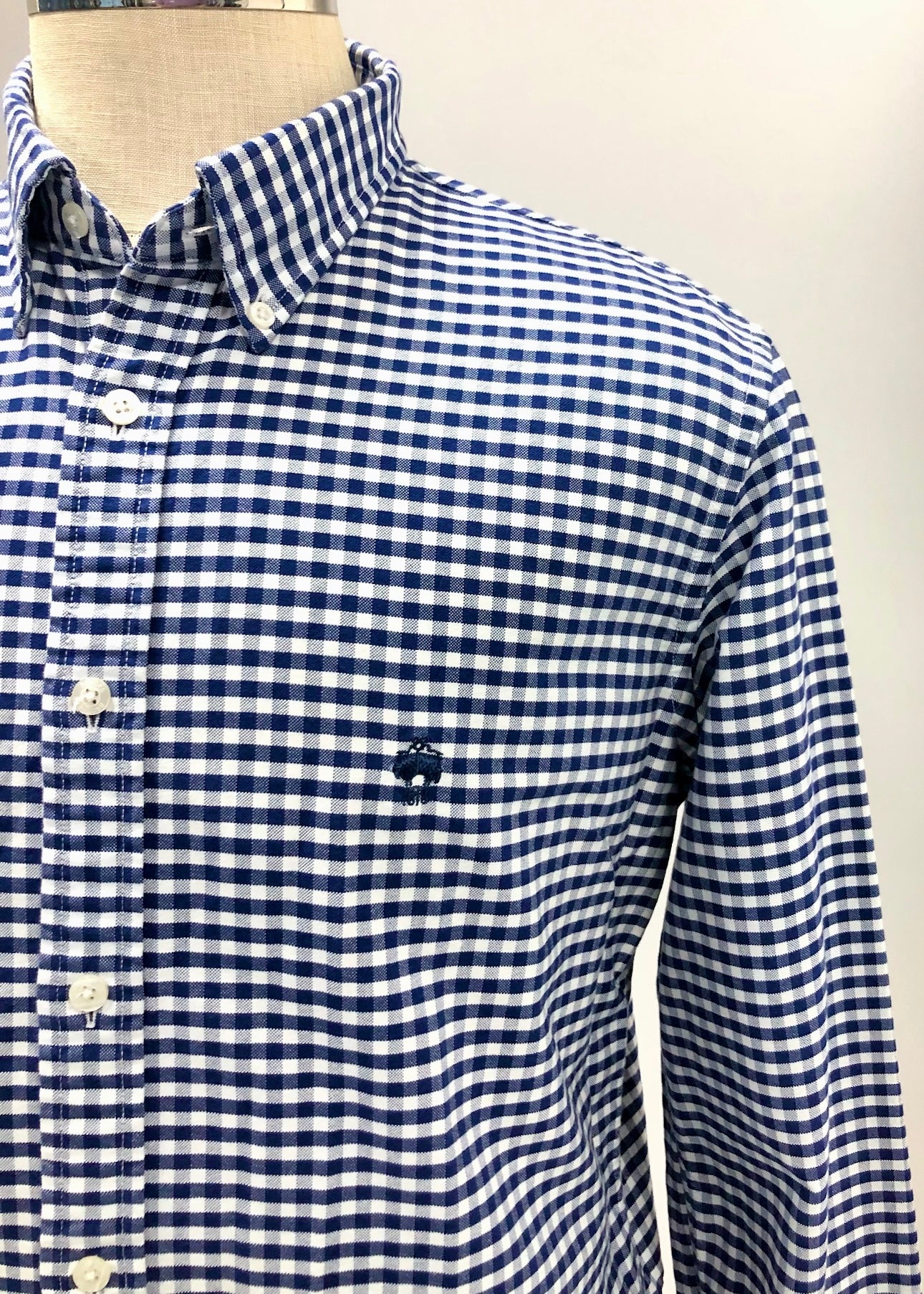 Camisa de botones Brooks Brothers 🐑 de cuadros gingham en color azul navy y blanco Talla L Entalle Regular