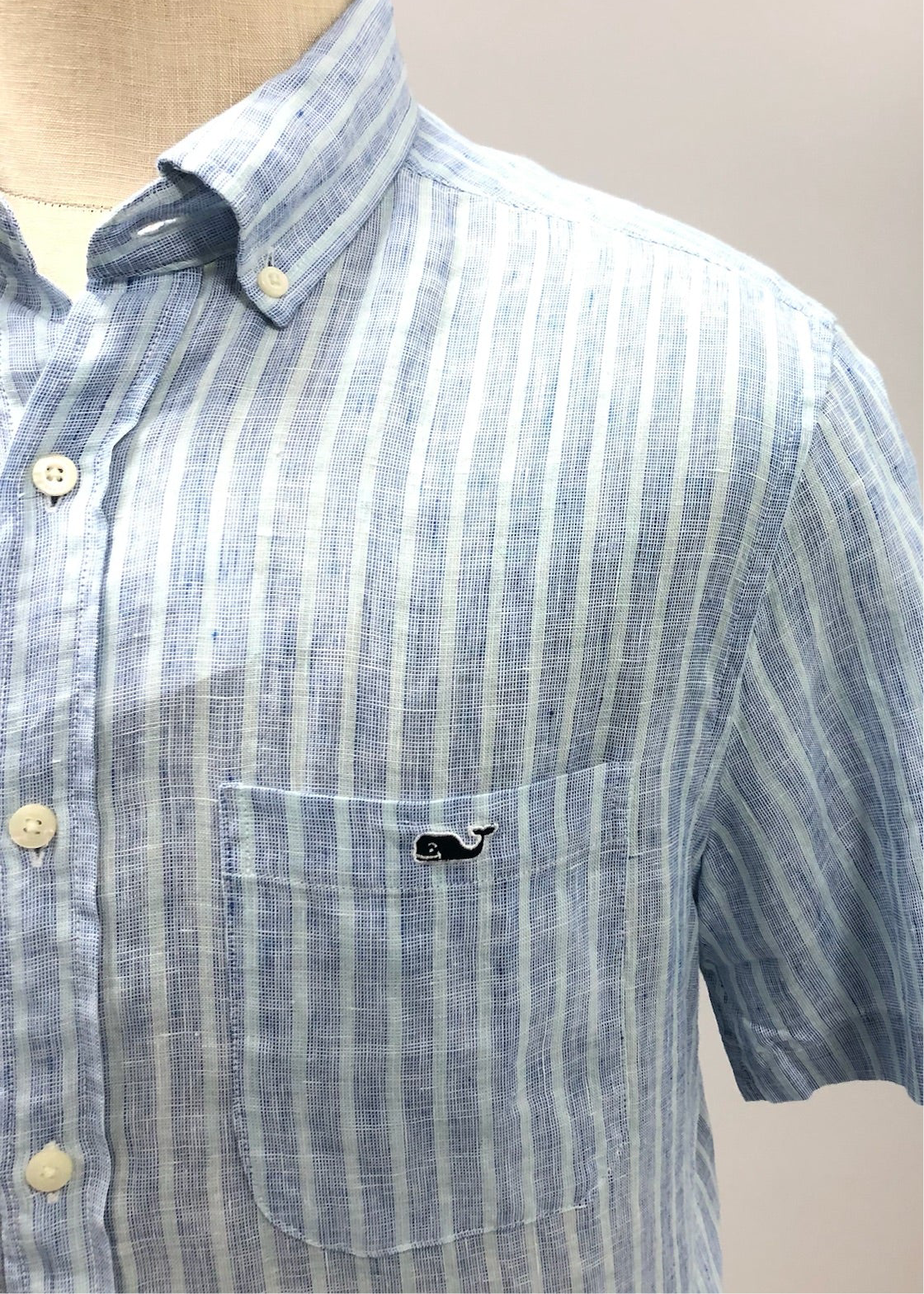 Camisa de lino Vineyard Vines 🐳 de rayas en color celeste y azul Talla M Entalle Clásico