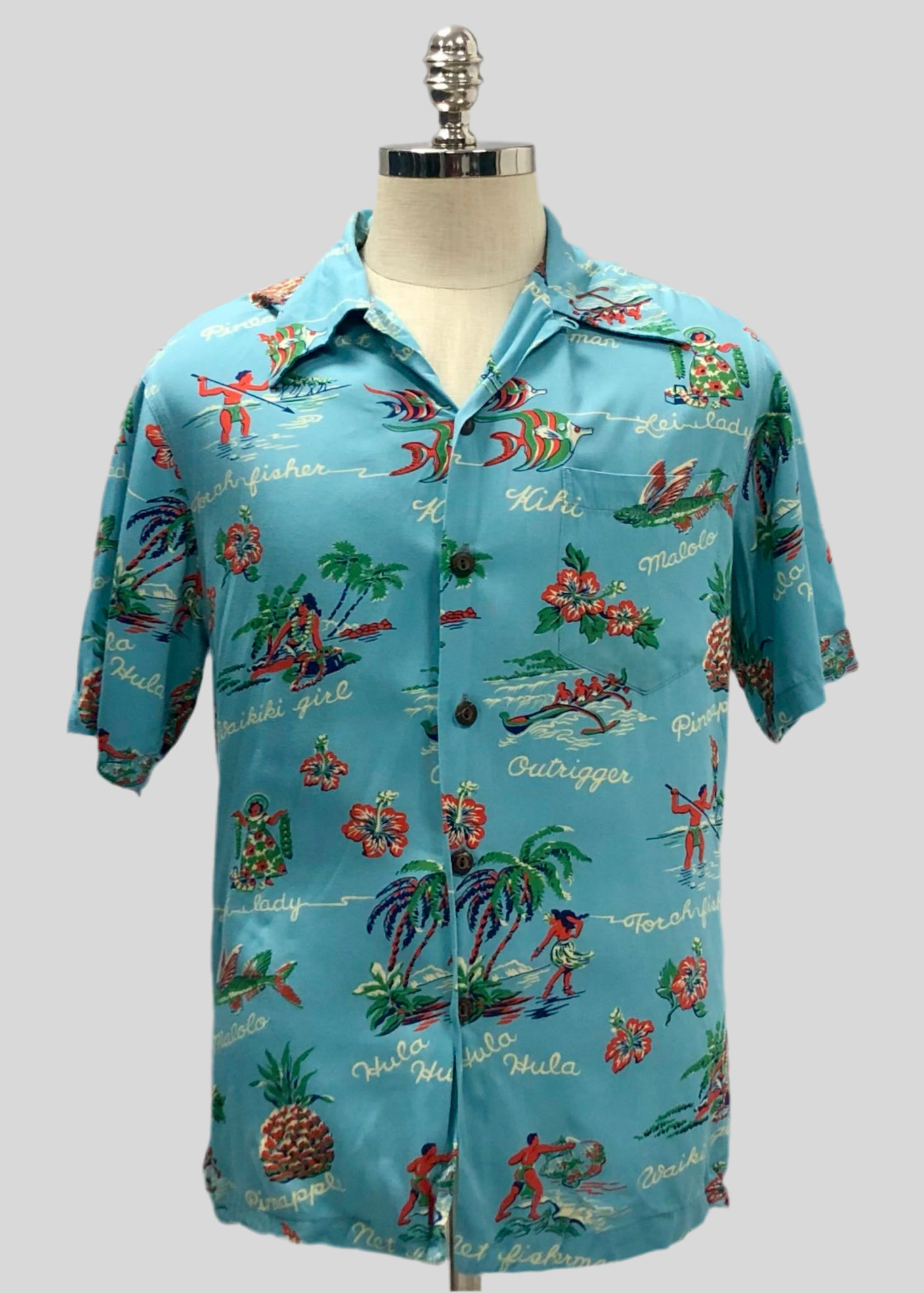 Camisa de botones Kalakaua hawaiana 🌺 color celeste con diseño hawaiano Talla M Entalle Regular