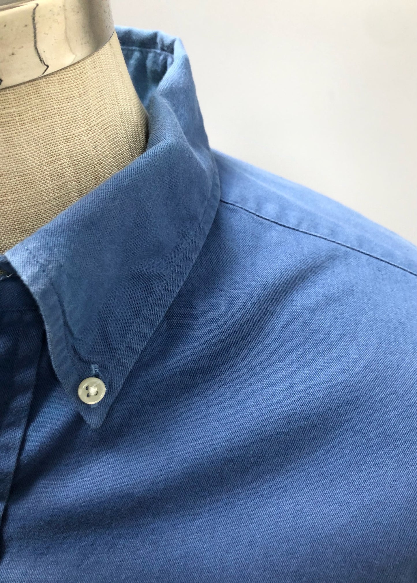 Camisa de botones Polo Ralph Lauren 🏇🏼  en color azul Talla XL Entalle Regular (ver descripción)