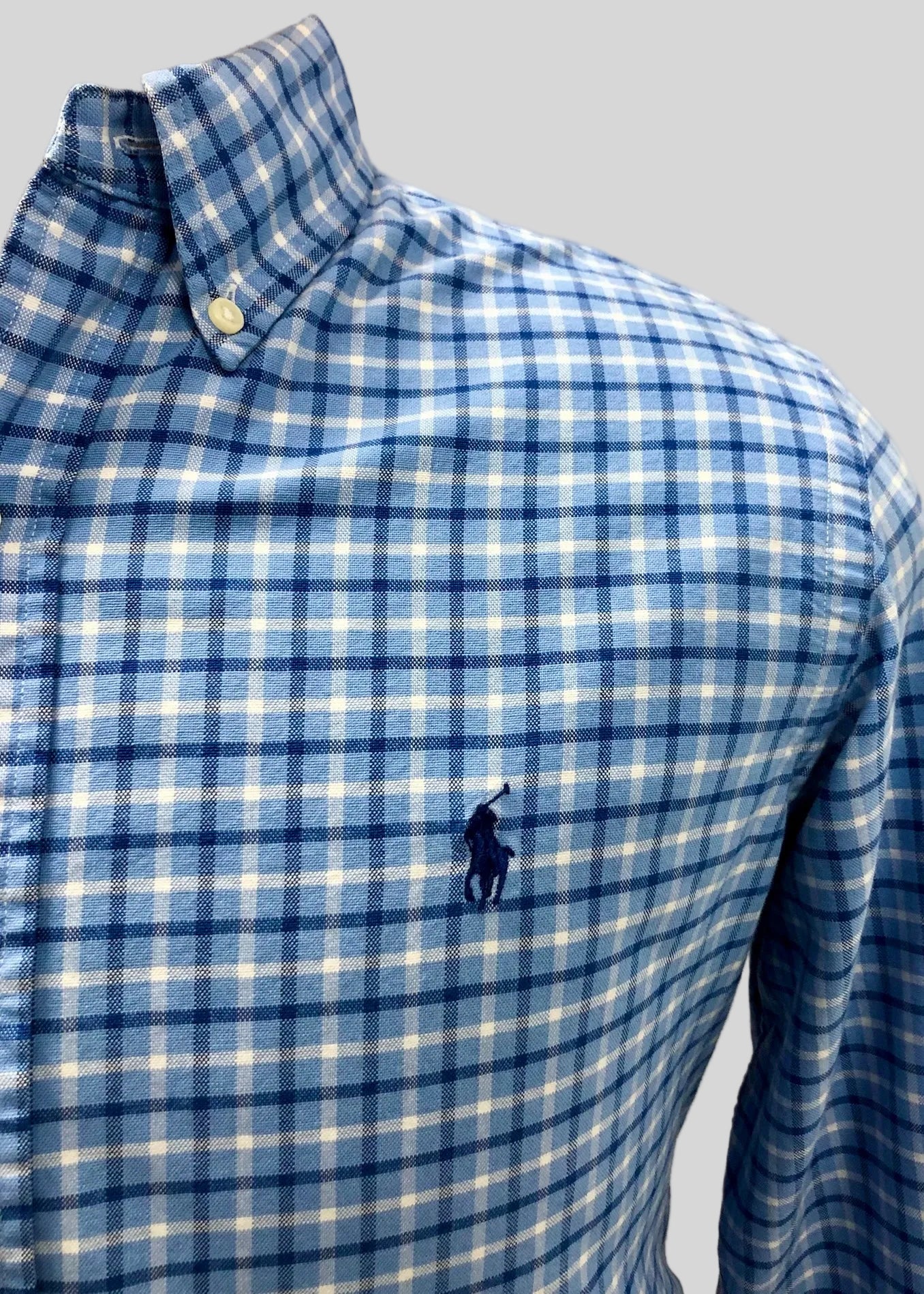 Camisa Polo Ralph Lauren 🏇🏼 De cuadros de color de azul, celeste y blanco Talla M Entalle Regular