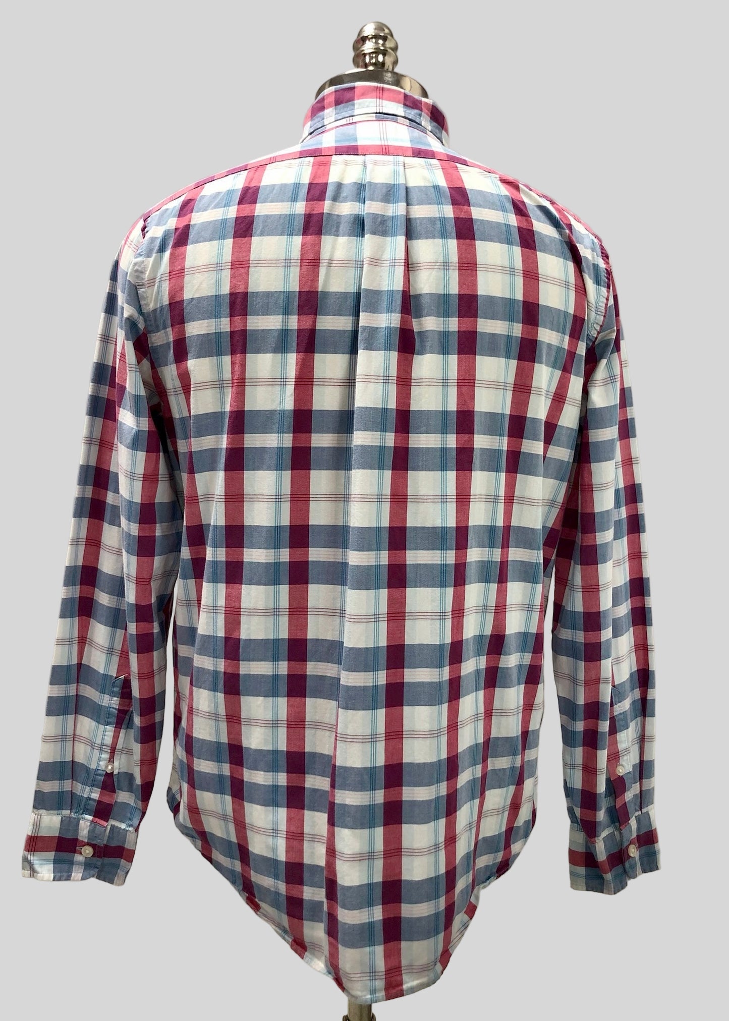 Camisa de botones Vineyard Vines 🐳 de cuadros en color rojo, gris y blanco Talla M Entalle Slim Fit