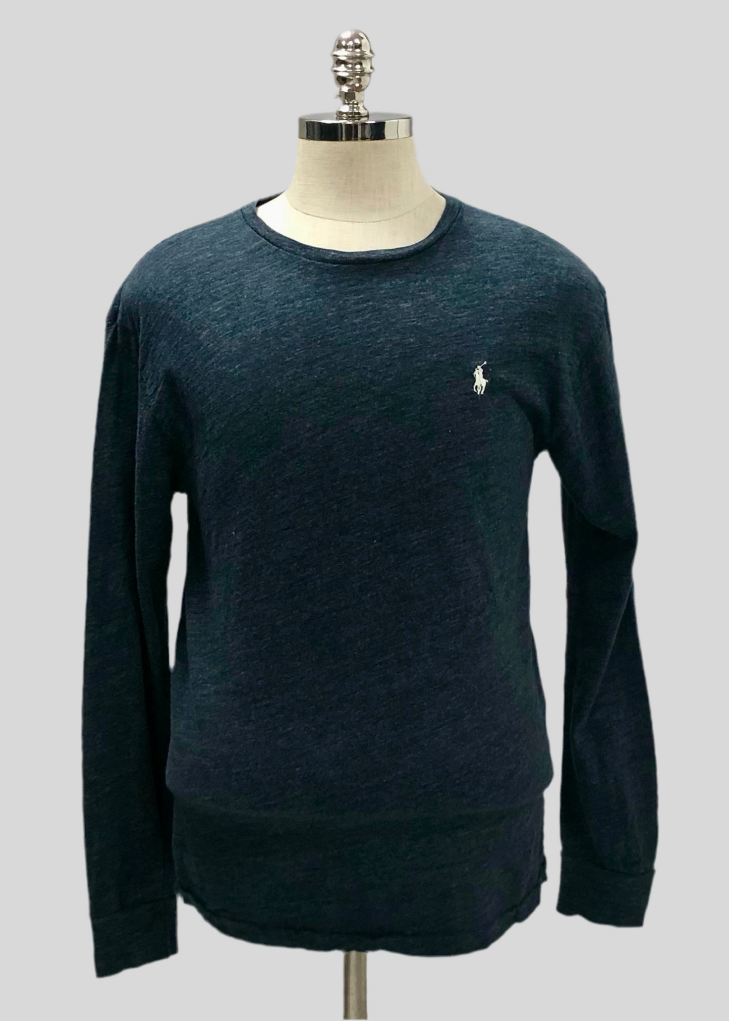 Camiseta cuello redondo Polo Ralph Lauren 🏇🏼 color azul navy manga larga Talla M Entalle Regular