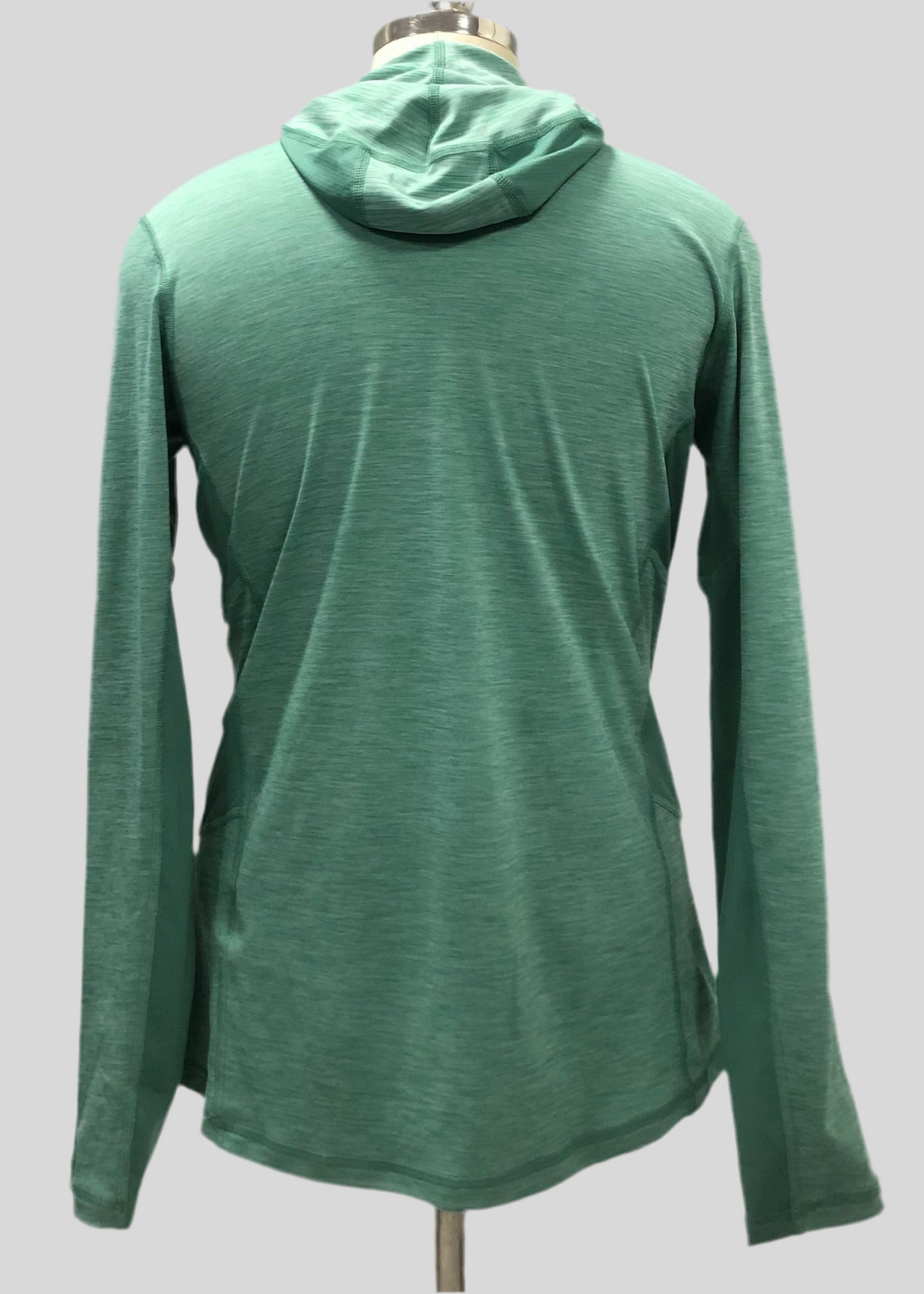 Sueter Jersey con capucha Under Armour 🏋🏽 color verde claro Talla M Entalle Regular