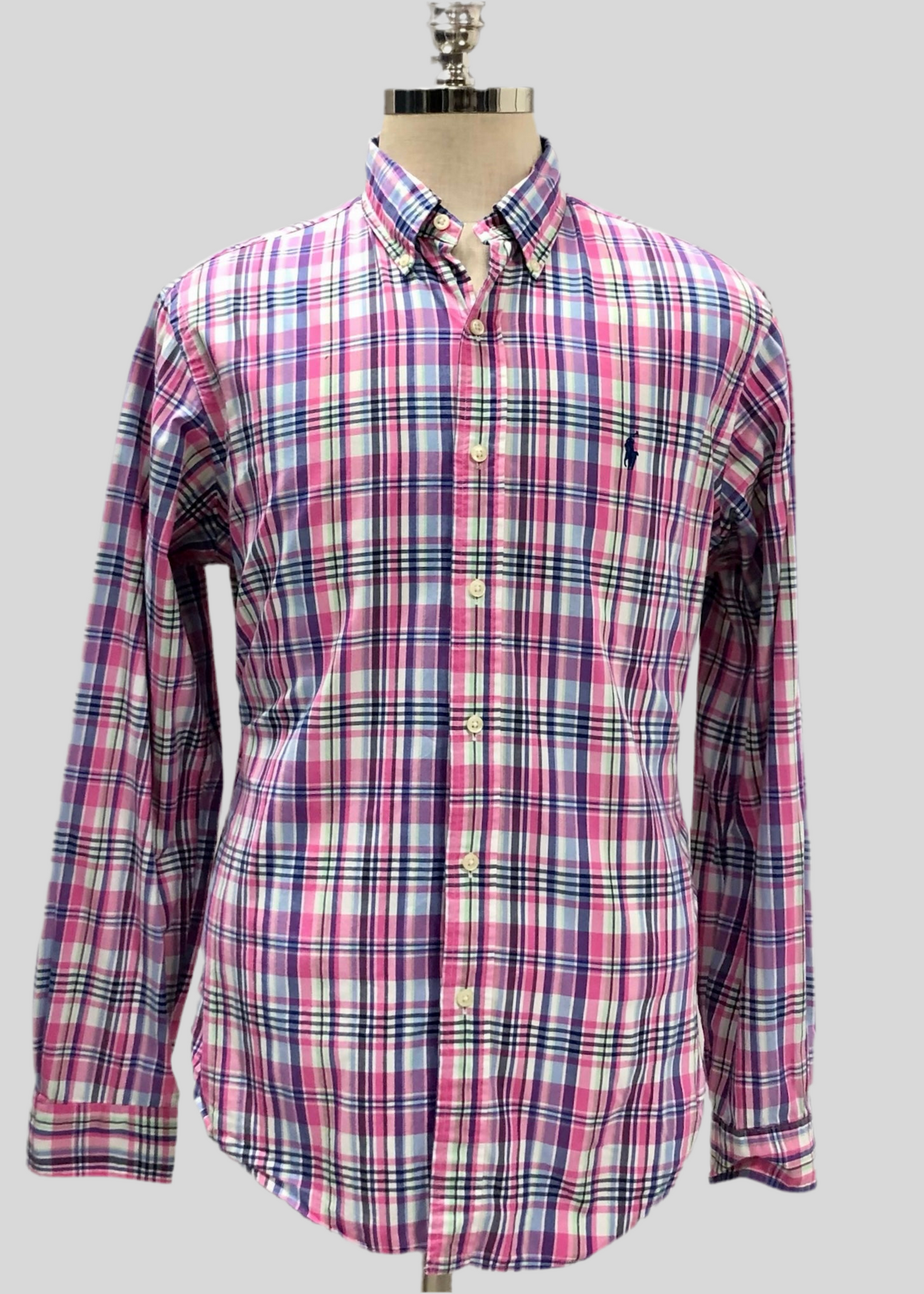 Camisa Polo Ralph Lauren 🏇🏼 Color blanco de cuadros en color rosado, celeste y azul Talla L Entalle Custom Fit