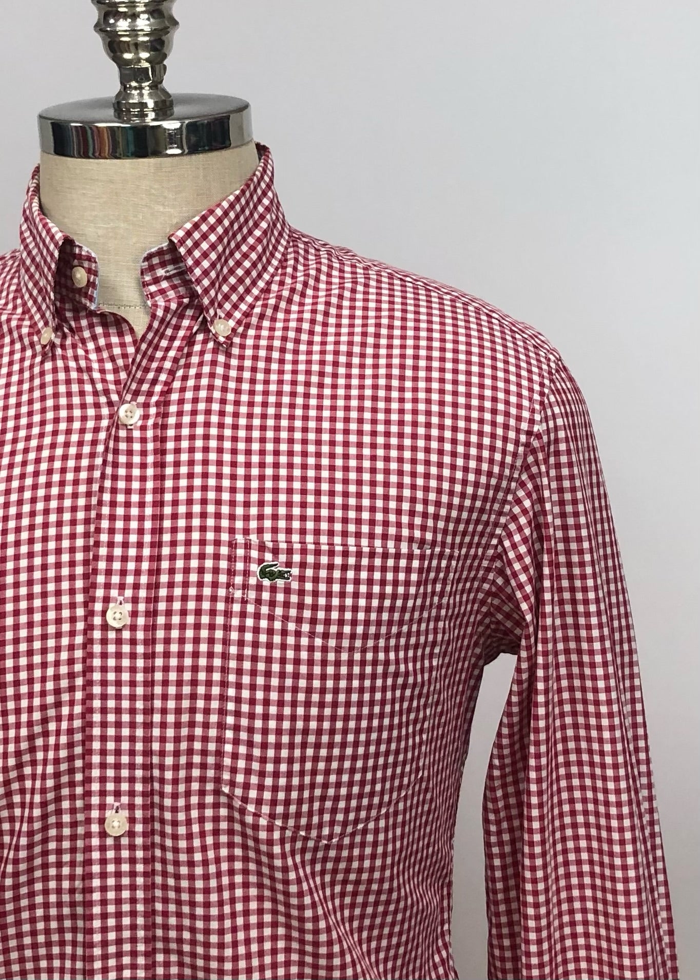 Camisa Lacoste 🐊 con patron de cuadros gingham rojo y blanco Talla S Entalle Regular (ver descripción)