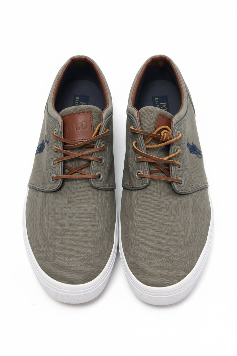 Zapatillas Casuales Polo Ralph Lauren🏇 Color gris con detalles de cuero Talla 11.5