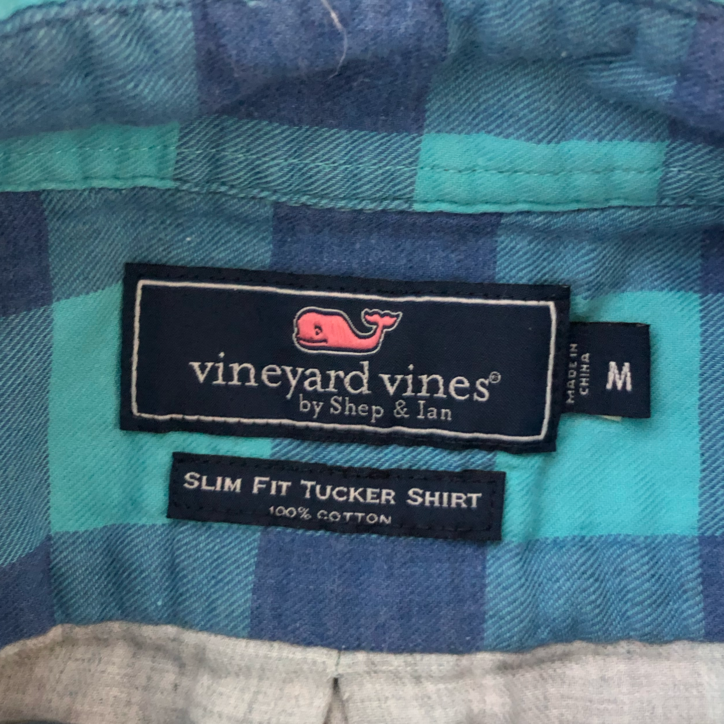 Camisa de botones Vineyard Vines 🐳 con patrón de cuadros en color azul y turquesa Talla M Entalle Slim Fit