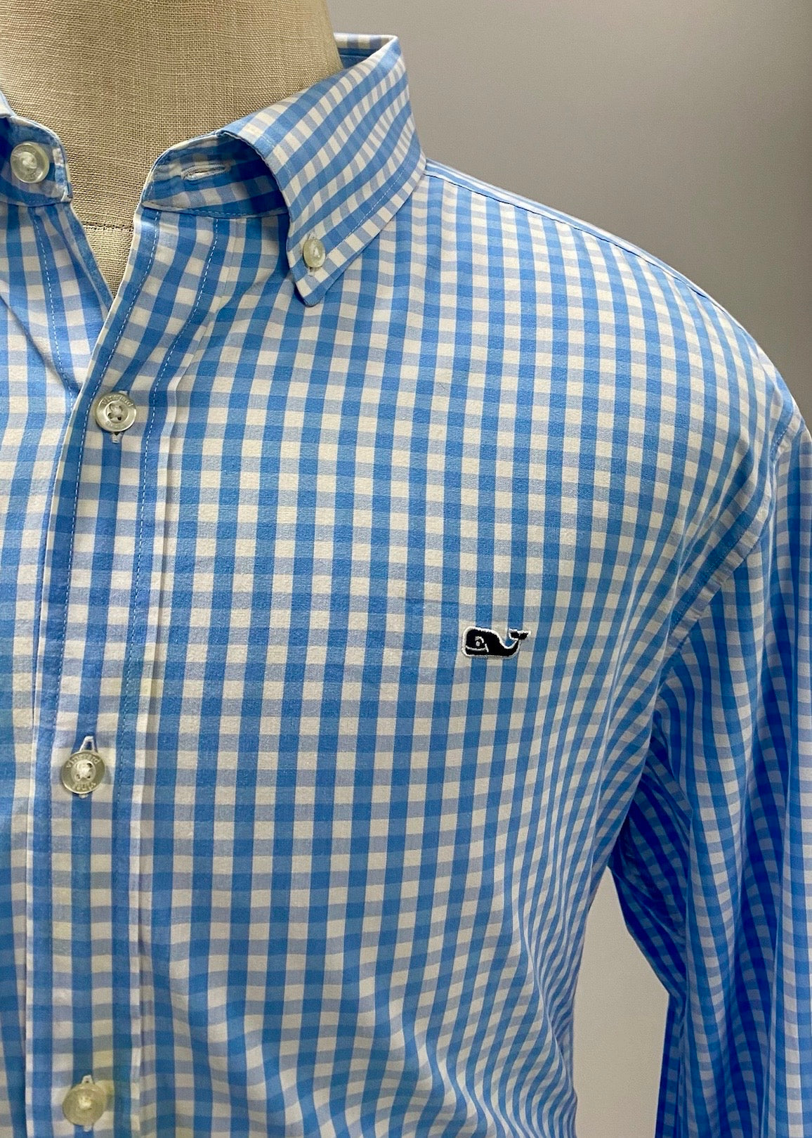 Camisa de botones Vineyard Vines 🐳 de cuadros gingham en color celeste y blanco Talla XL Entalle Regular