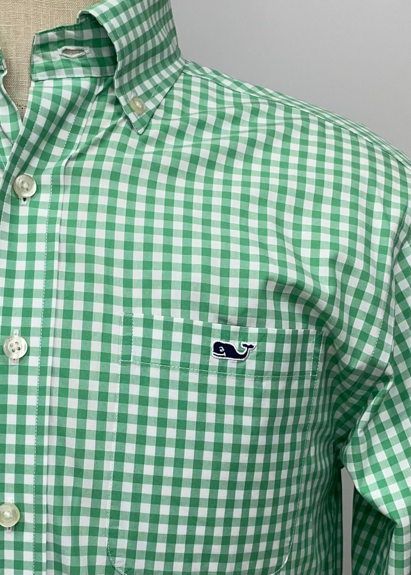 Camisa Vineyard Vines 🐳 con patron de cuadros gingham verde y blanco Talla S Entalle Regular