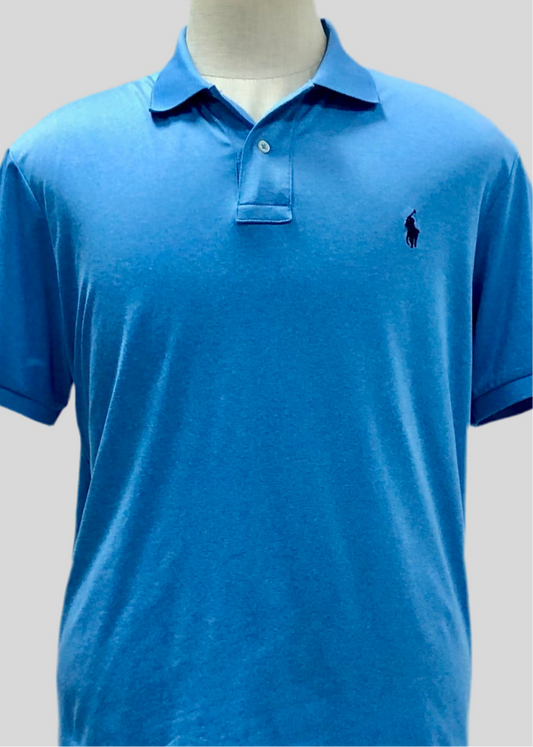 Camiseta Polo Ralph Lauren 🏇🏼 Tela performance color celeste oscuro Talla L Entalle Regular