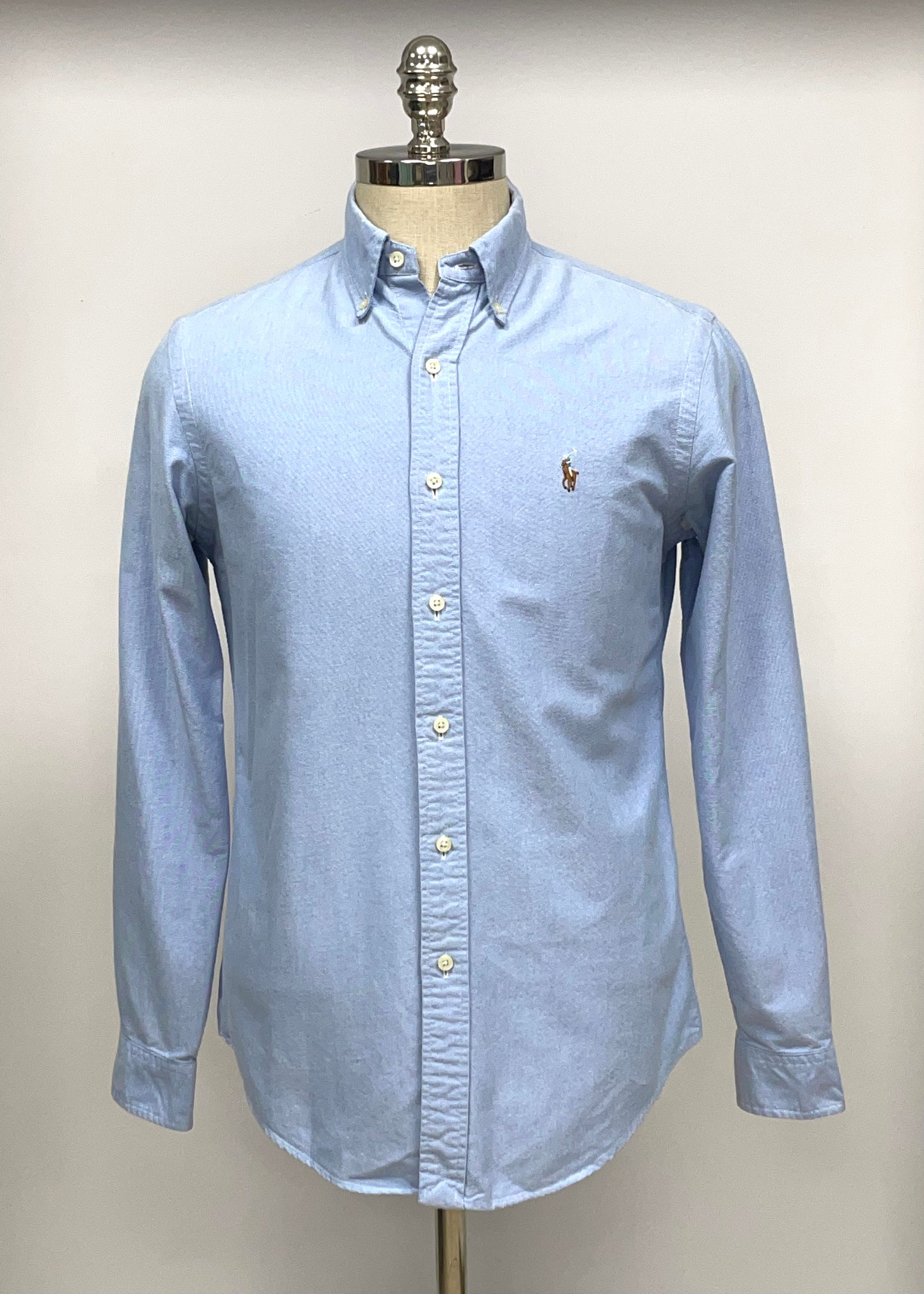 Camisa de botones Polo Ralph Lauren 🏇🏼 Oxford en color celeste Talla S Entalle Regular