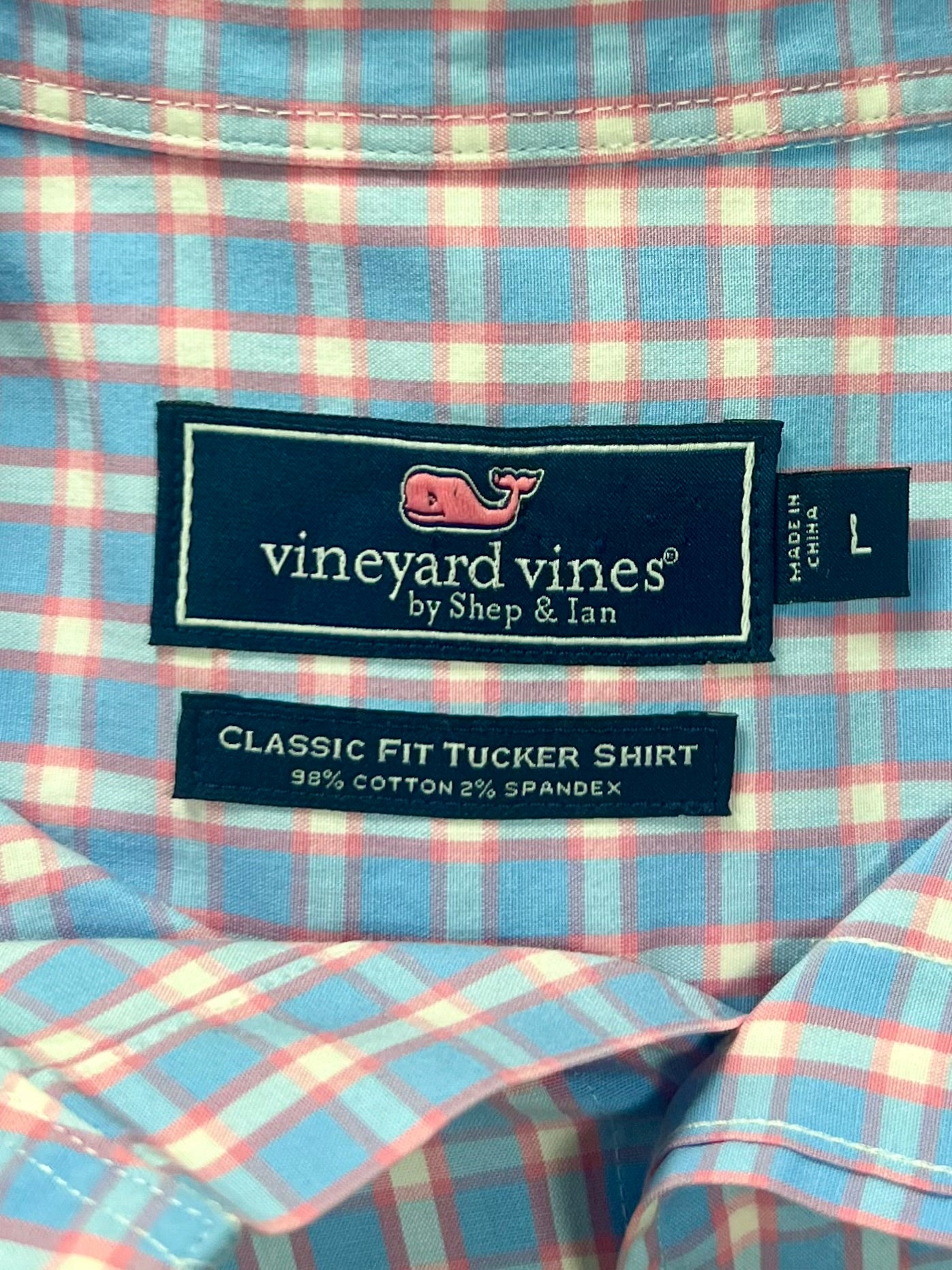 Camisa Vineyard Vines 🐳 de cuadros en color celeste, rosado y blanco Talla L Entalle Clásico
