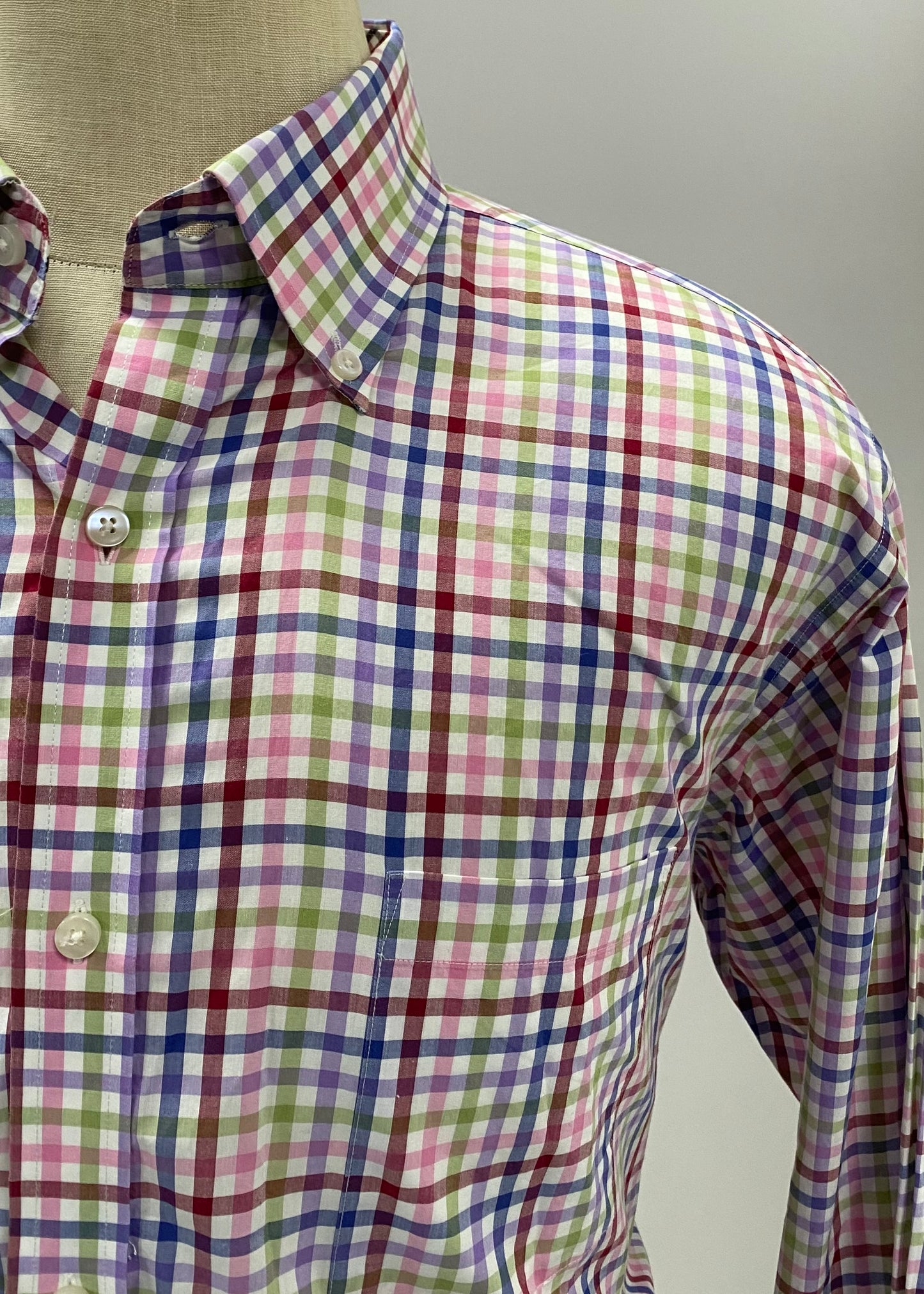 Camisa de botones TailorByrd 🦩 Con patrón de cuadros multicolor Talla XL Entalle Regular