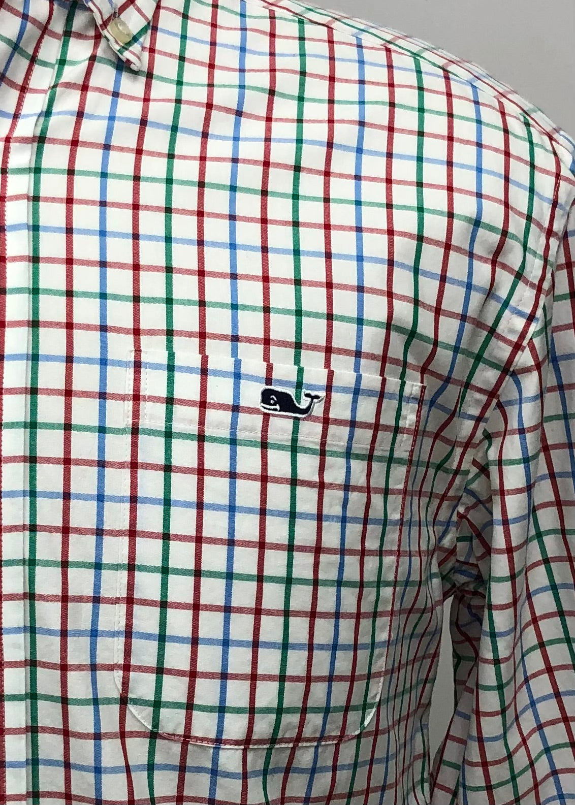 Camisa de botones Vineyard Vines 🐳 color blanco de cuadros en color azul, rojo y verde Talla S Entalle Regular