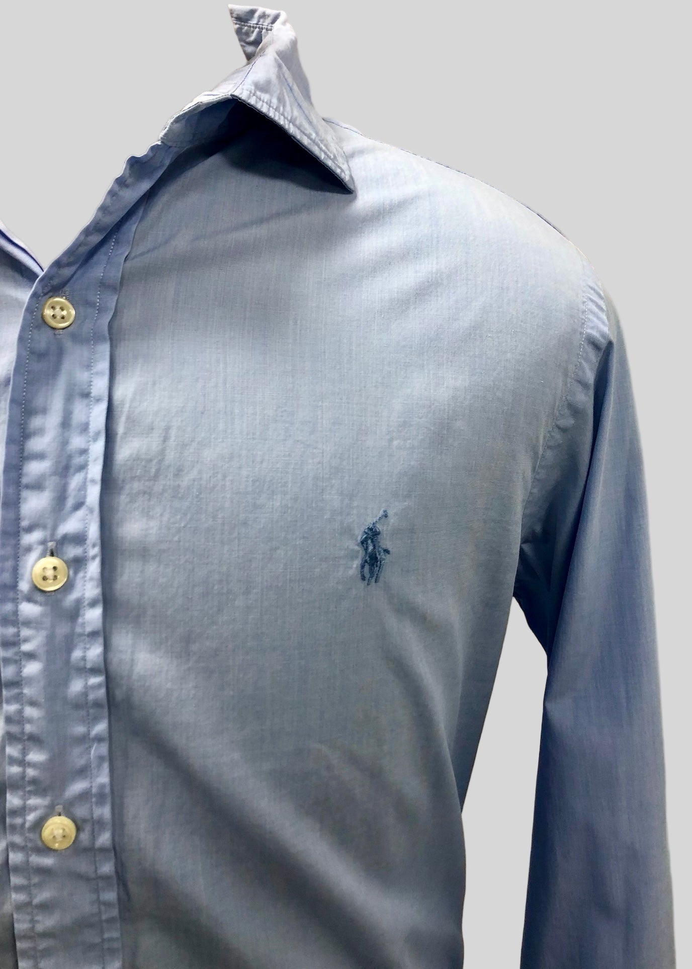 Camisa de botones Polo Ralph Lauren 🏇🏼 color celeste Talla L Entalle Regular