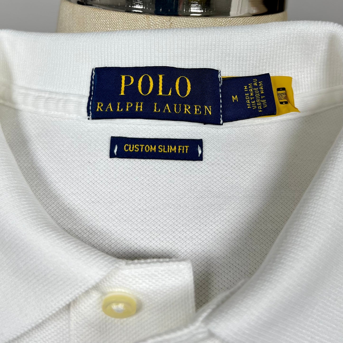 Camiseta Polo Ralph Lauren 🏇🏼color blanco con diseño de 3 caballos Talla M Entalle Custom Slim Fit