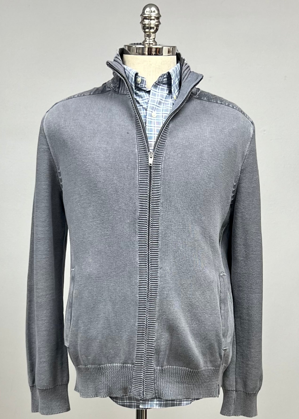 Sueter Jersey Calvin Klein 🇺🇸 color gris con zipper completo Talla L