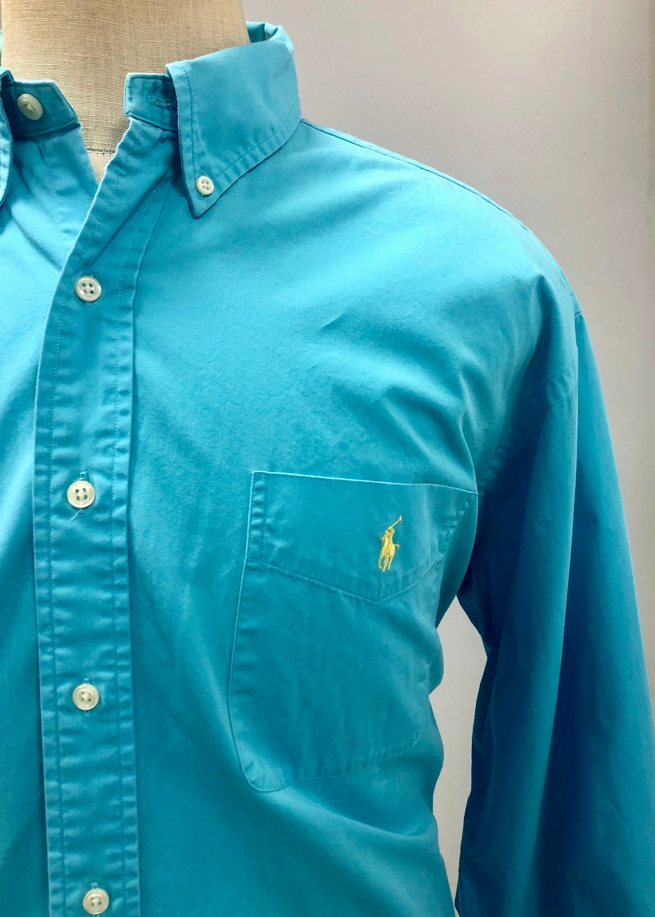 Camisa de botones Polo Ralph Lauren 🏇🏼 Oxford en color turquesa intenso Talla XL Entalle Regular
