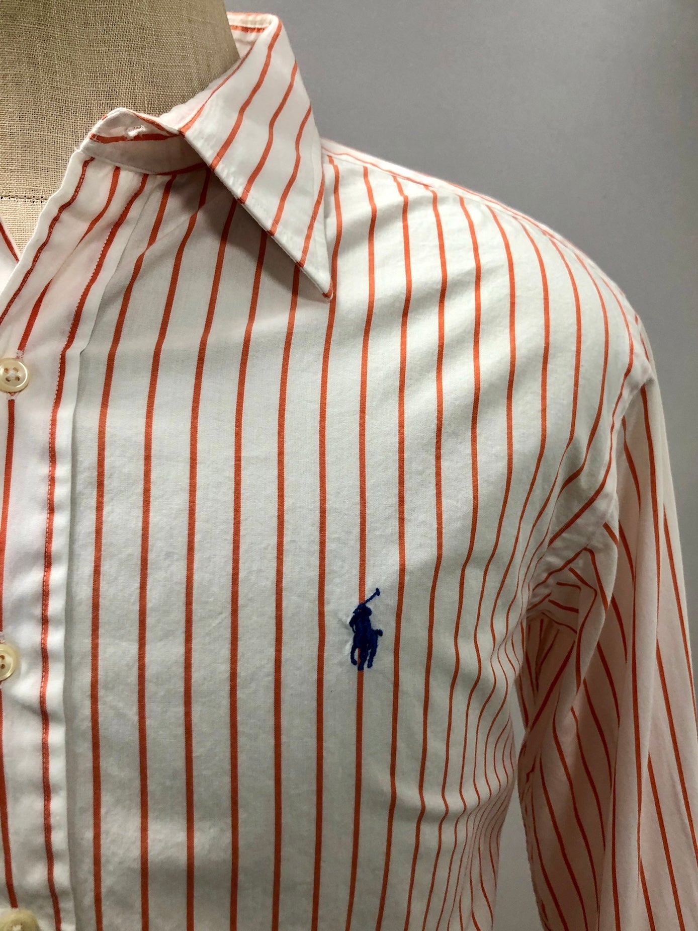 Camisa de botones Polo Ralph Lauren 🏇🏼 color blanco de rayas en color naranja Talla XL Entalle Regular