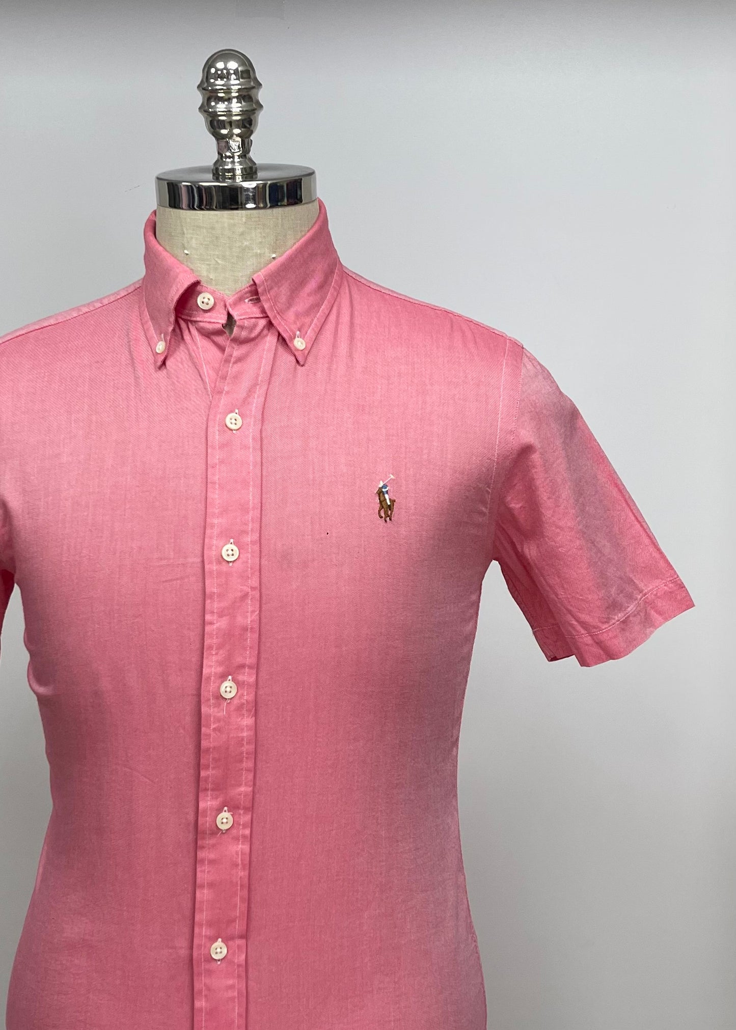 Camisa de botones Polo Ralph Lauren 🏇🏼  en color salmon Talla S Entalle Slim Fit